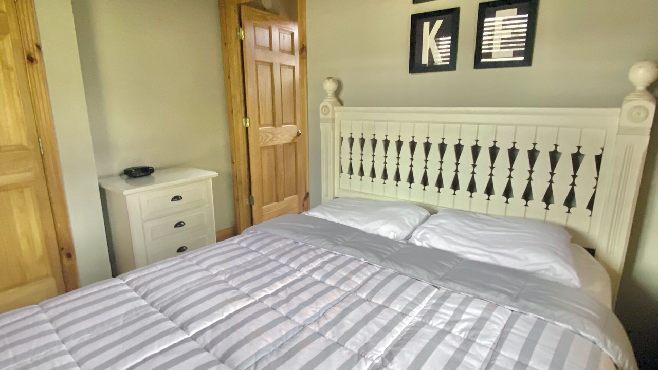 Photo of Bedroom in Caryville