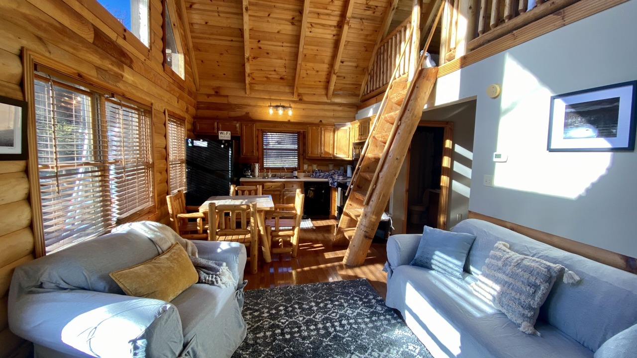 Photo of Livingroom in Caryville