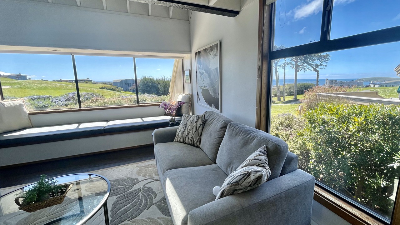 Photo of Livingroom in Bodega Bay