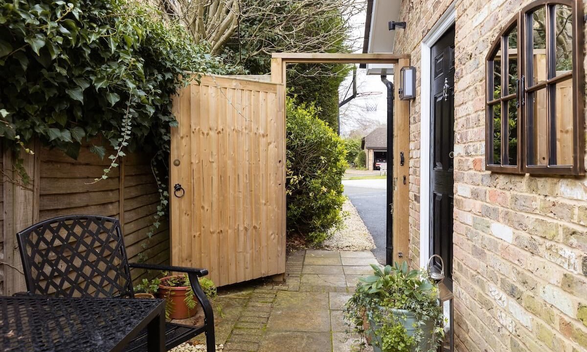 Photo of Others in Cobham