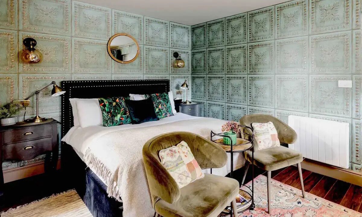 Photo of Others in Cobham