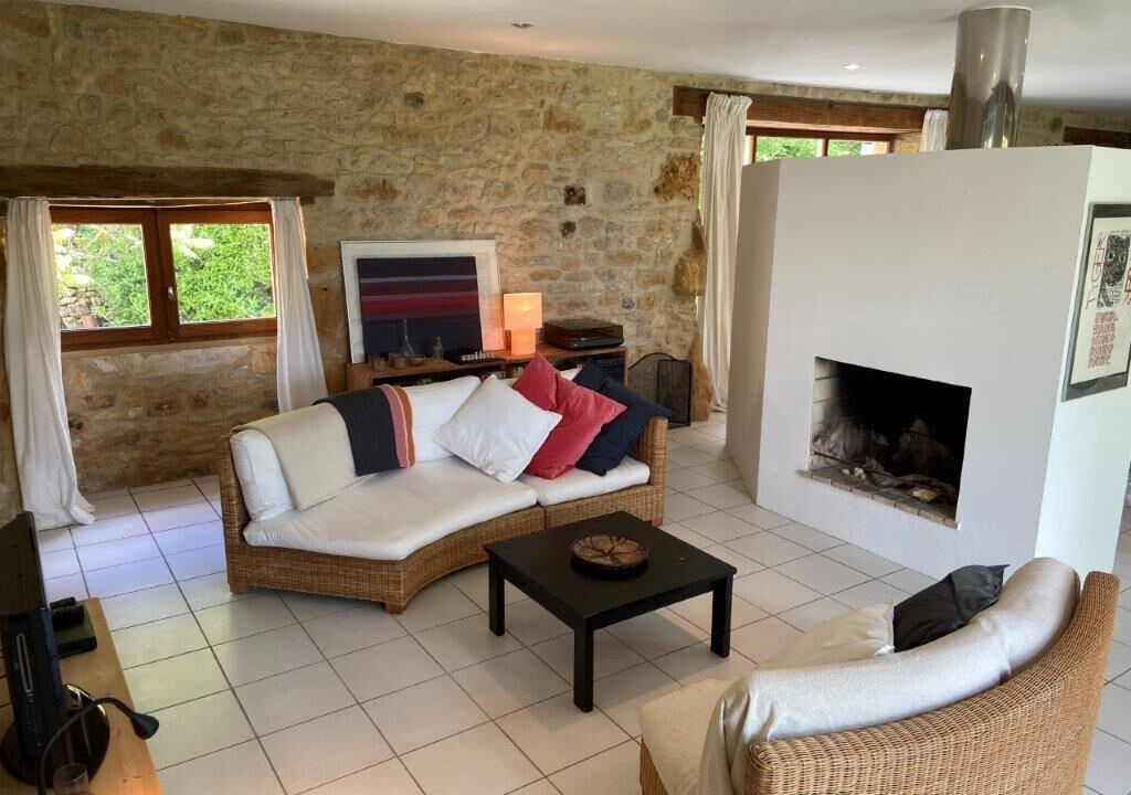 Photo of Livingroom in Nadaillac-de-Rouge