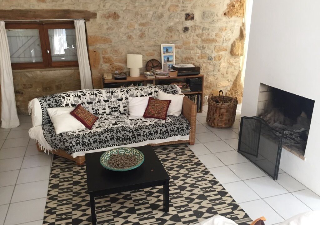 Photo of Livingroom in Nadaillac-de-Rouge