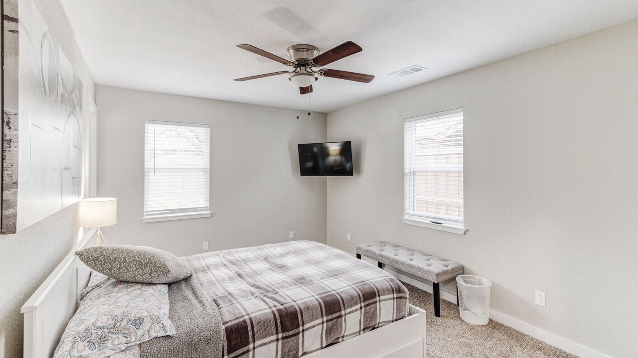 Photo of Bedroom in Arlington