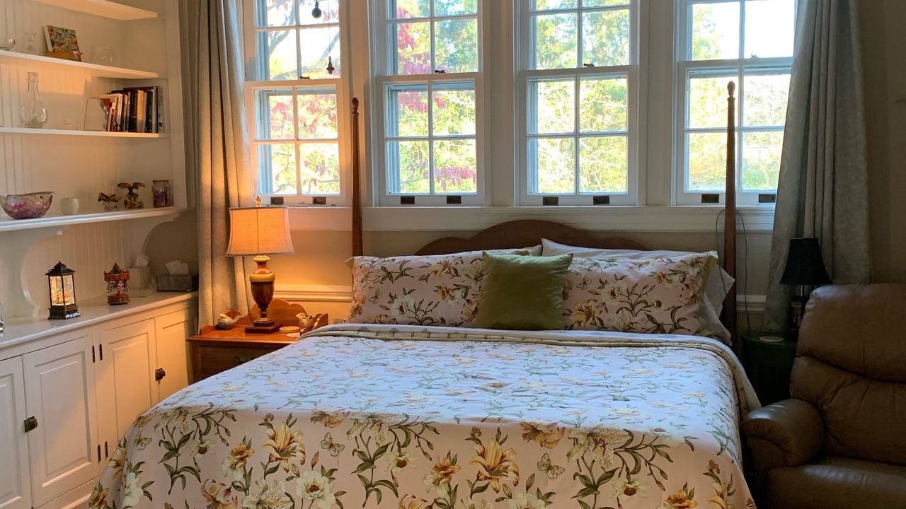 Photo of Bedroom in Warrenton