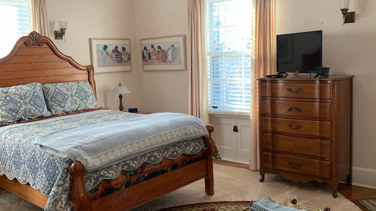 Photo of Bedroom in Warrenton