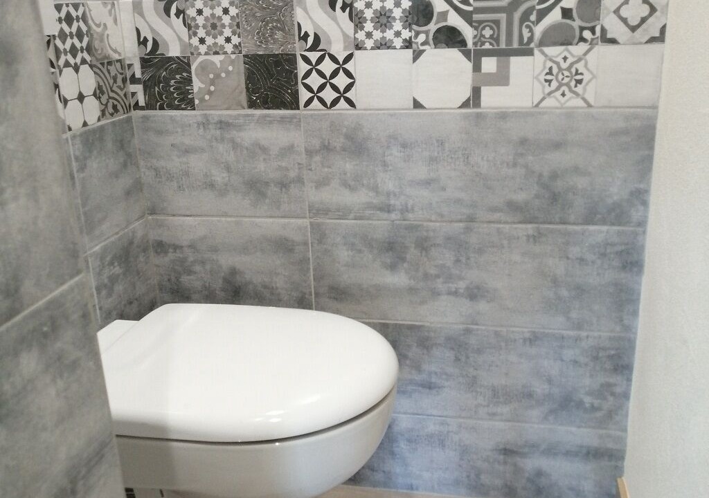Photo of Bathroom in Montmorot