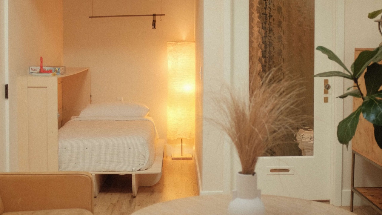 Photo of Bedroom in Crossroads Arts District