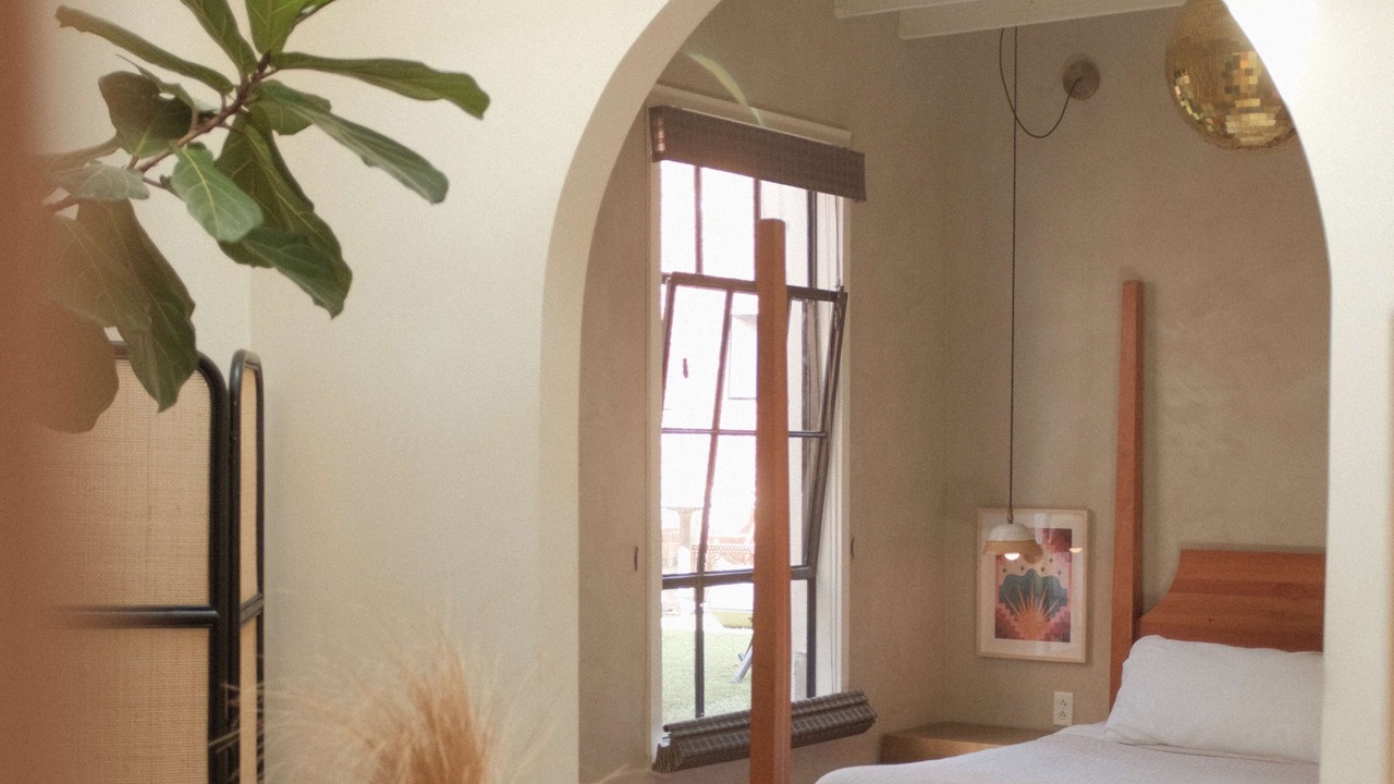 Photo of Bedroom in Crossroads Arts District