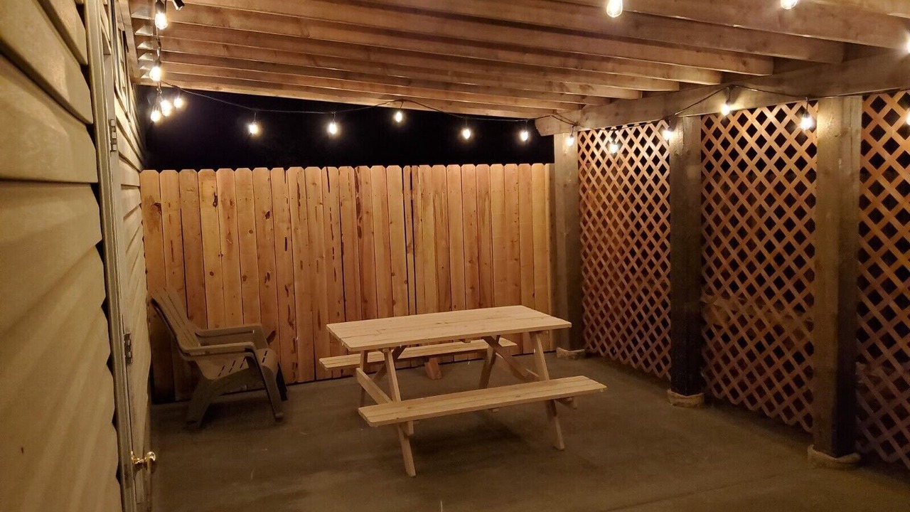 Photo of Outdoor in Fairview