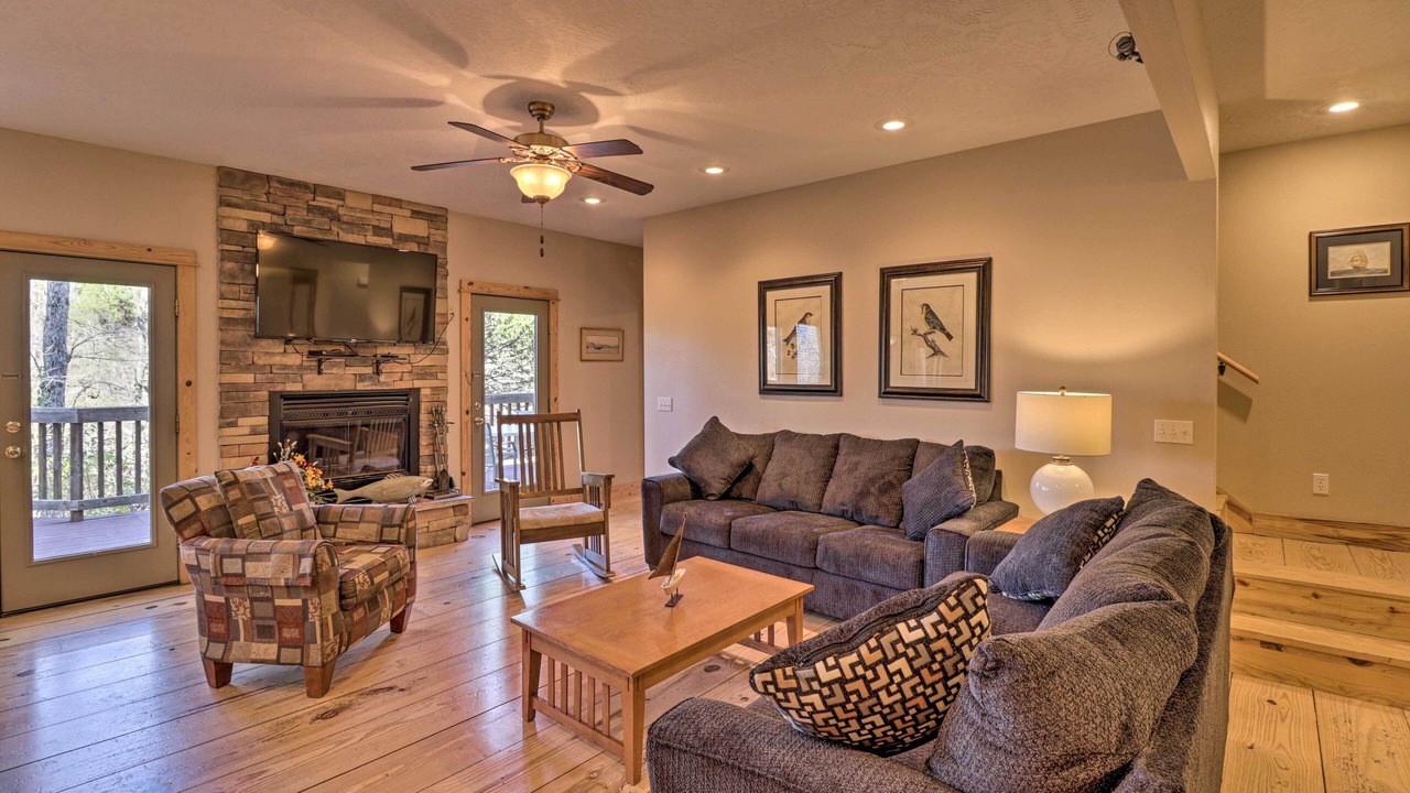 Photo of Livingroom in Rogers