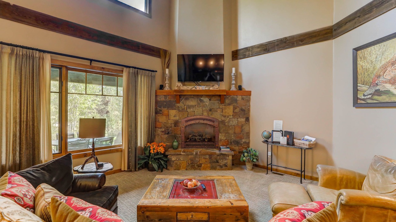 Photo of Livingroom in McCall