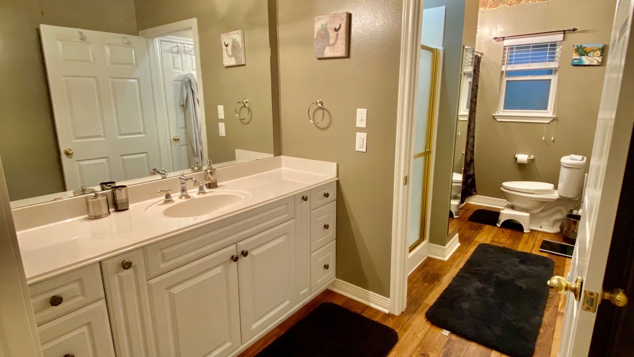 Photo of Bathroom in Hillister