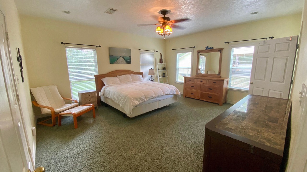 Photo of Bedroom in Hillister