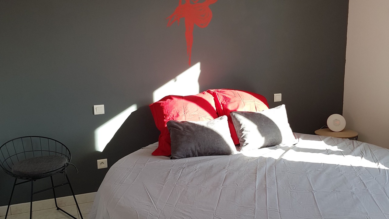 Photo of Bedroom in Abeilhan