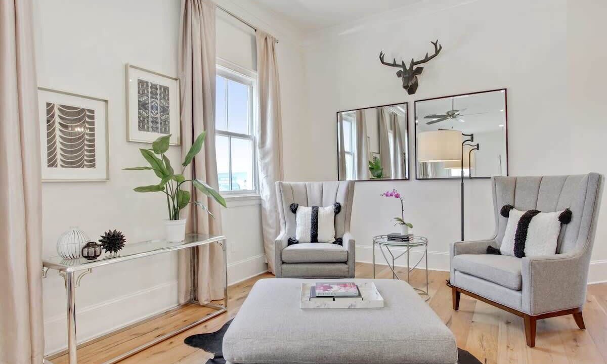 Photo of Livingroom in Saint Thomas Development