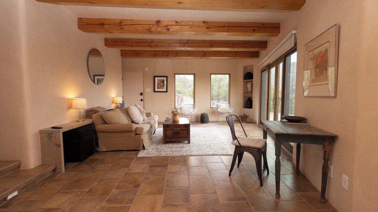 Photo of Livingroom in Canones