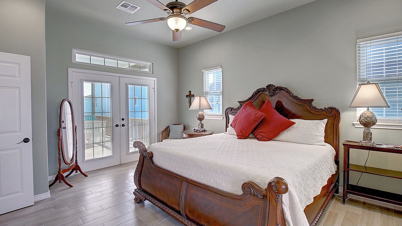Photo of Bedroom in Port Aransas
