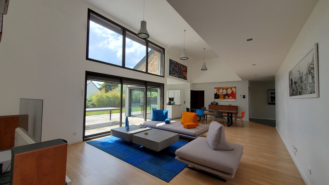 Photo of Livingroom in Saint-Coulomb