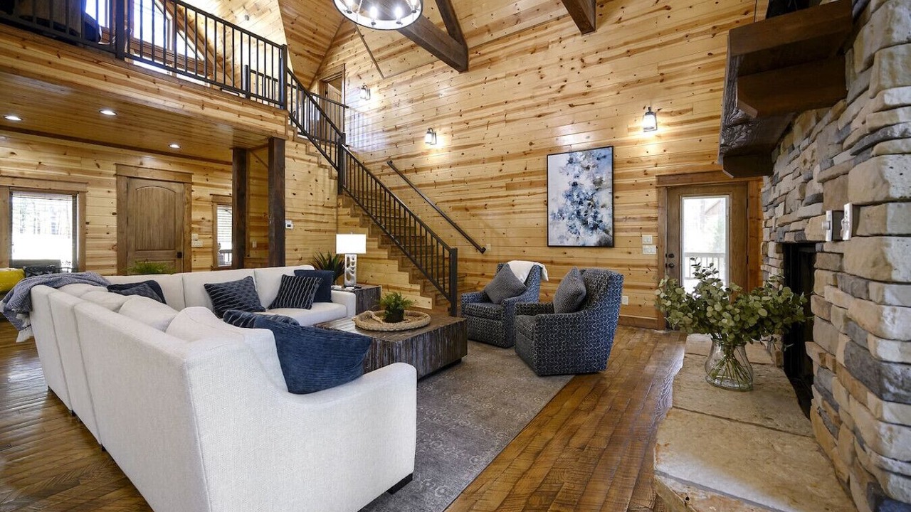Photo of Livingroom in Broken Bow