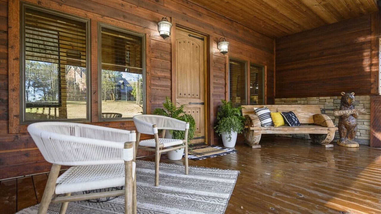 Photo of Patio Balcony in Broken Bow