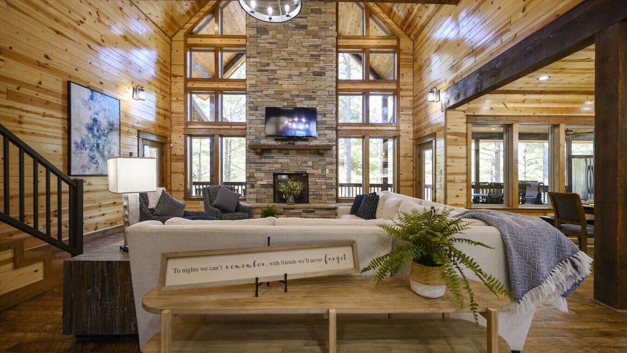 Photo of Livingroom in Broken Bow