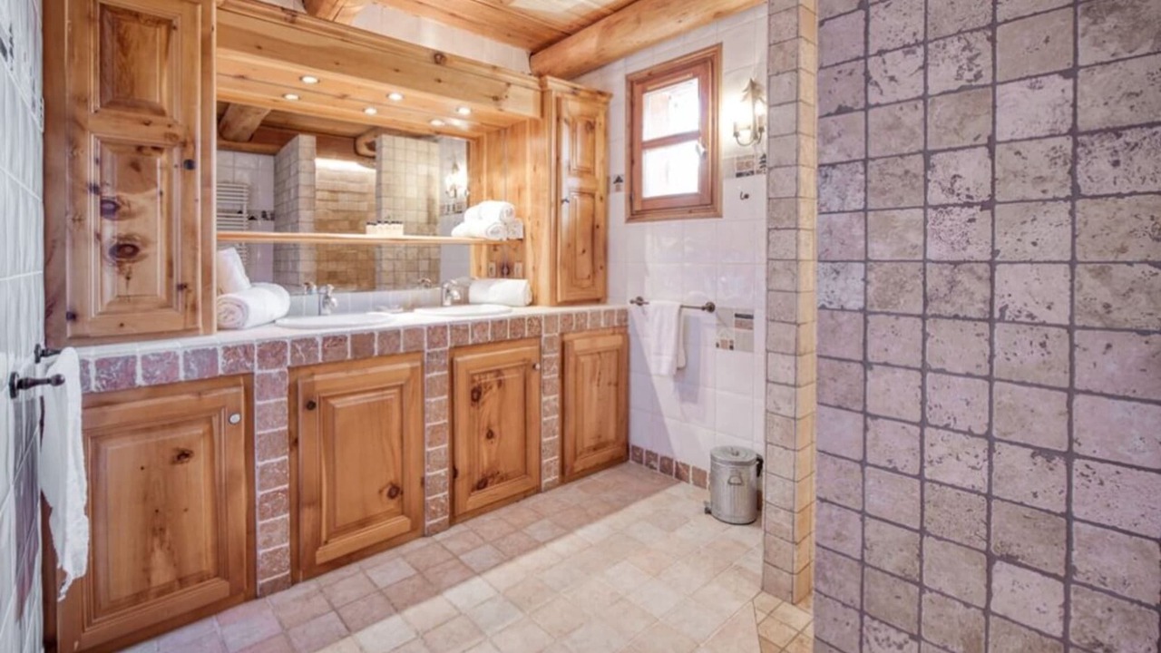 Photo of Bathroom in Tignes le Lac