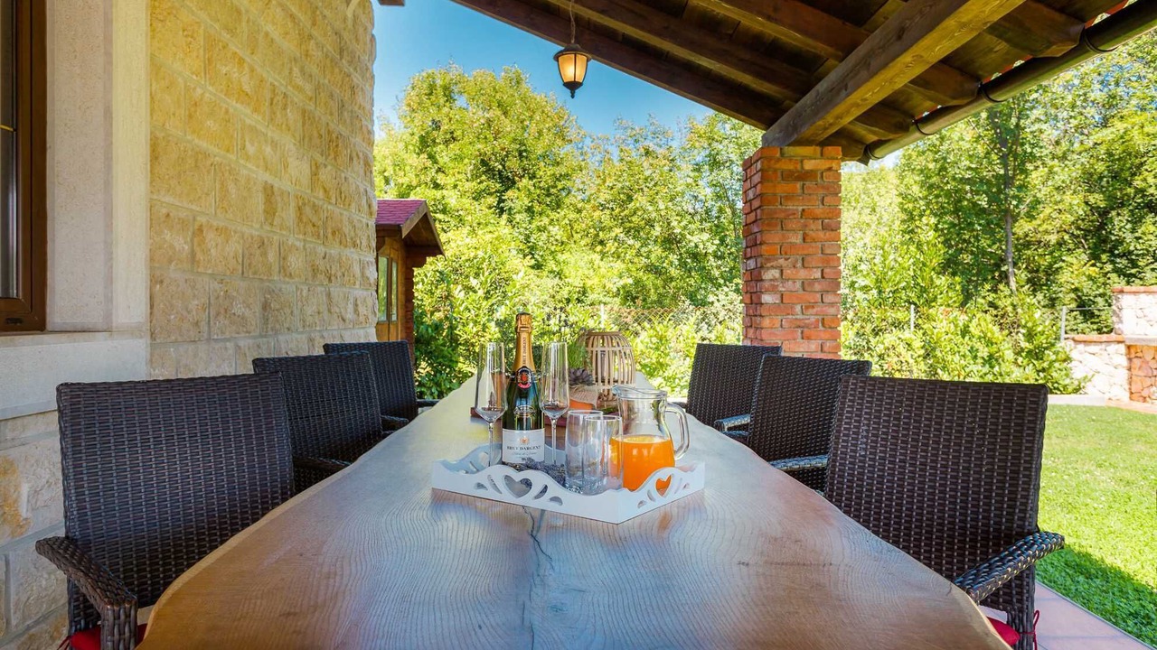 Photo of Outdoor in Kras