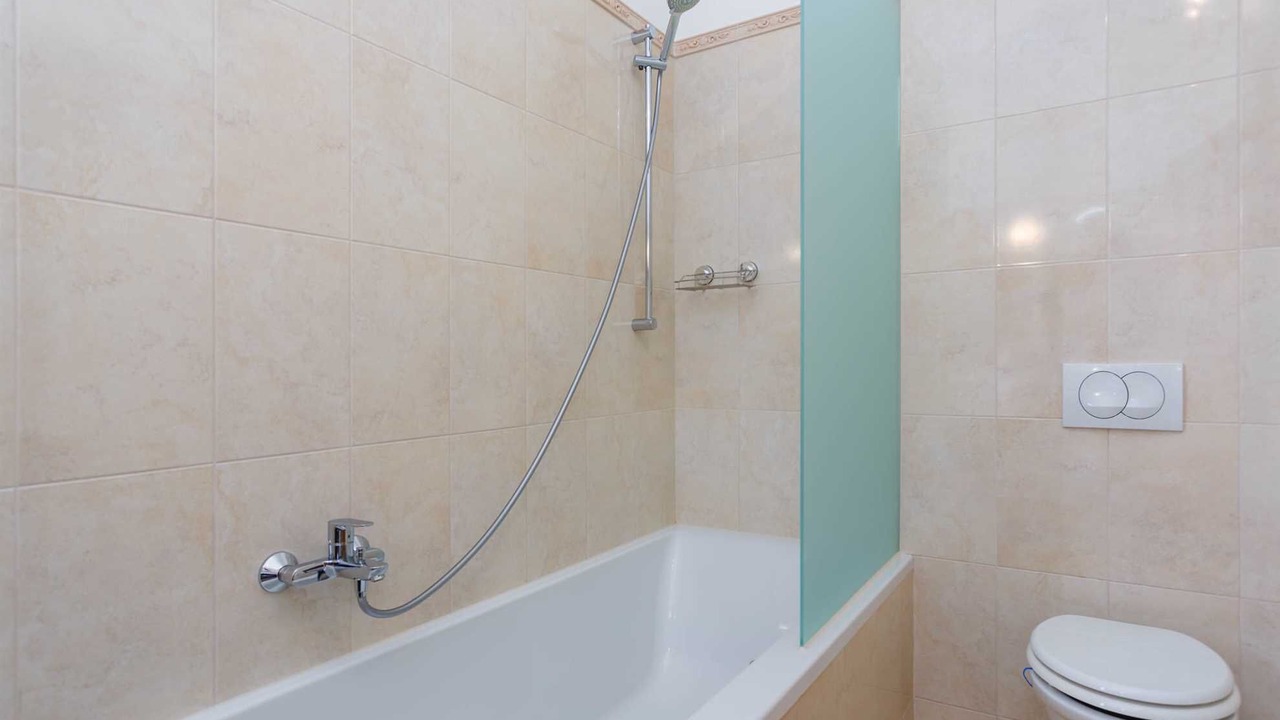 Photo of Bathroom in Kras