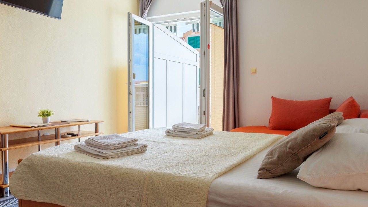 Photo of Bedroom in Baska Voda