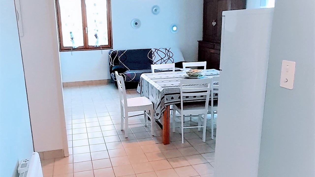 Photo of Others in Anzeme