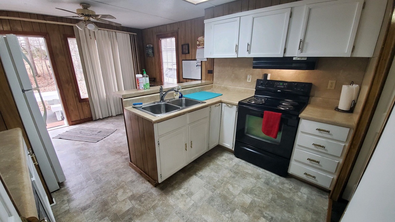 Photo of Kitchen in Ridgeway