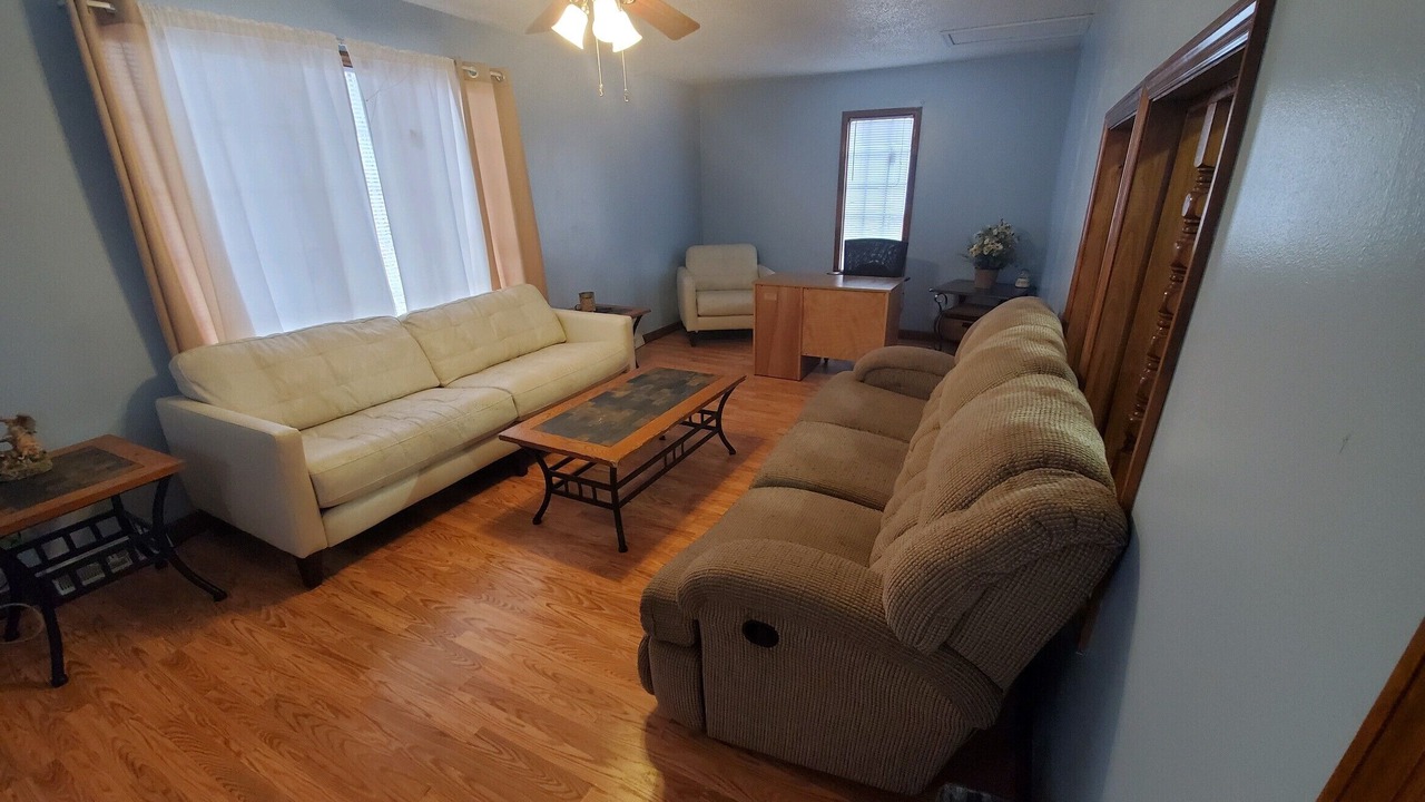 Photo of Livingroom in Ridgeway
