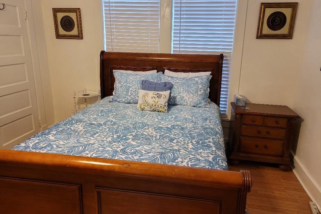 Photo of Bedroom in Maxwell