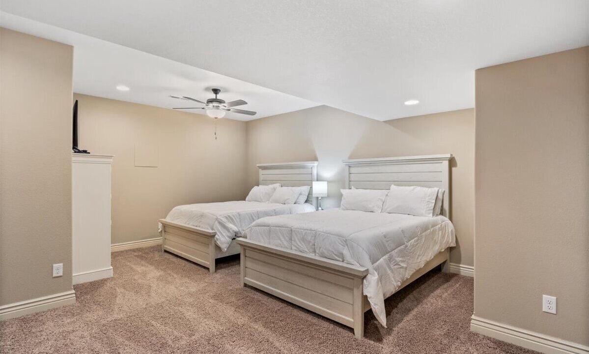 Photo of Bedroom in Camdenton