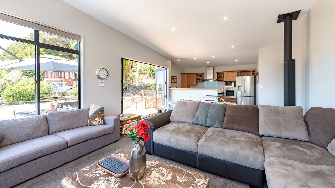 Photo of Livingroom in Paihia