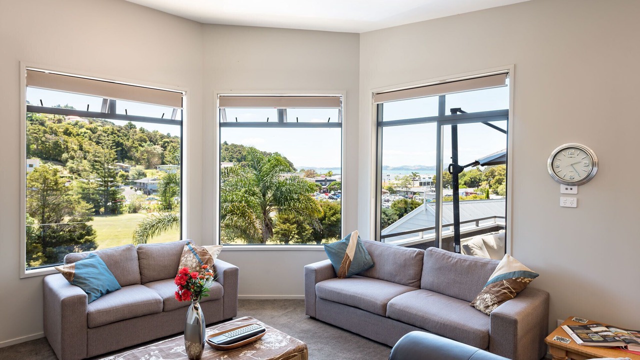 Photo of Livingroom in Paihia
