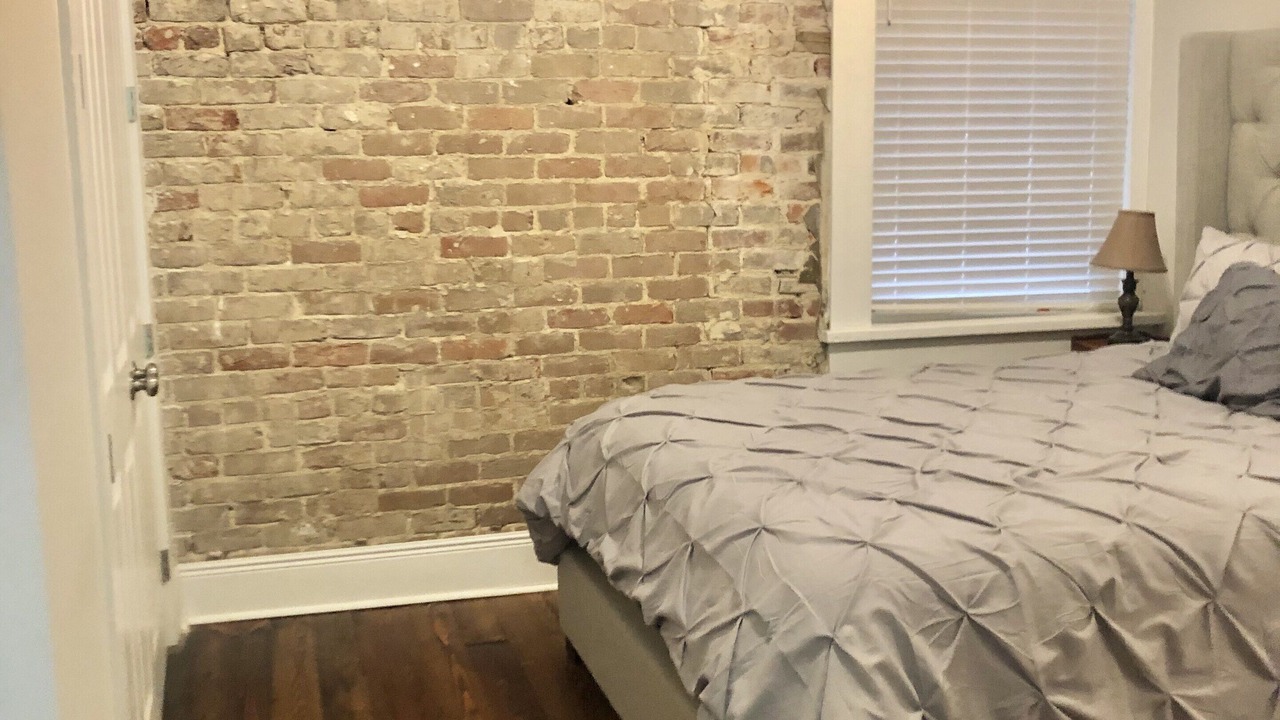 Photo of Bedroom in Crowley