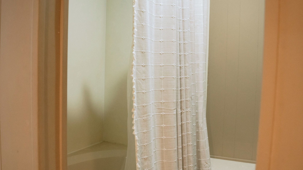 Photo of Bathroom in Pangburn