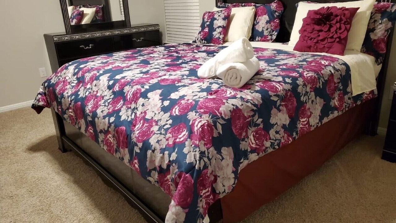 Photo of Bedroom in McNeil
