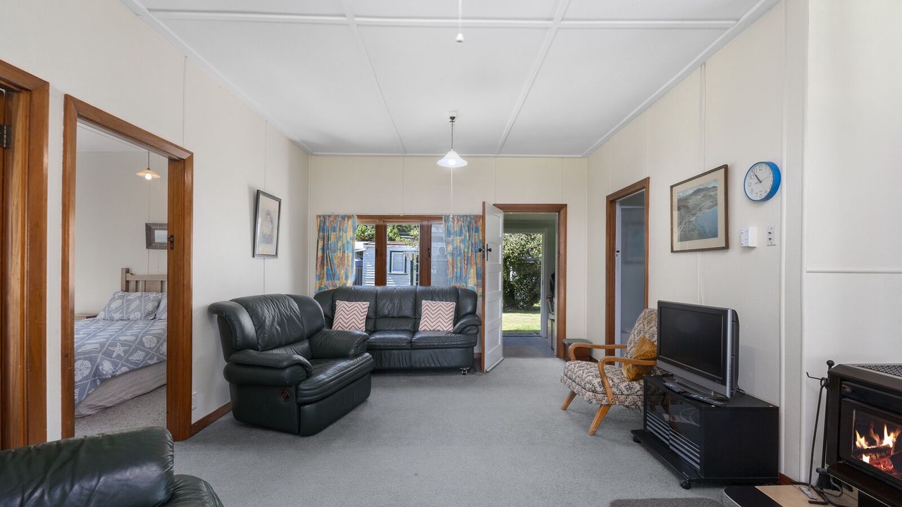 Photo of Livingroom in Motuoapa
