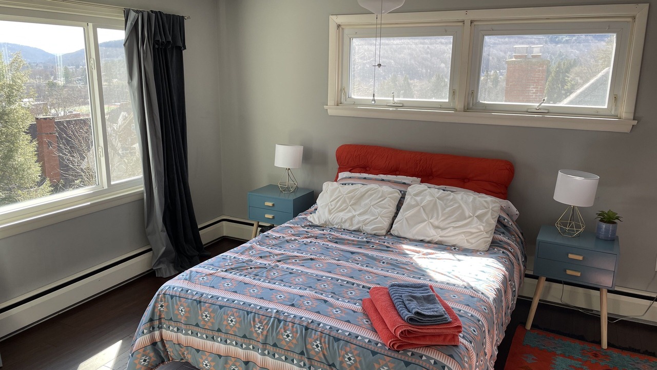 Photo of Bedroom in Derrick City