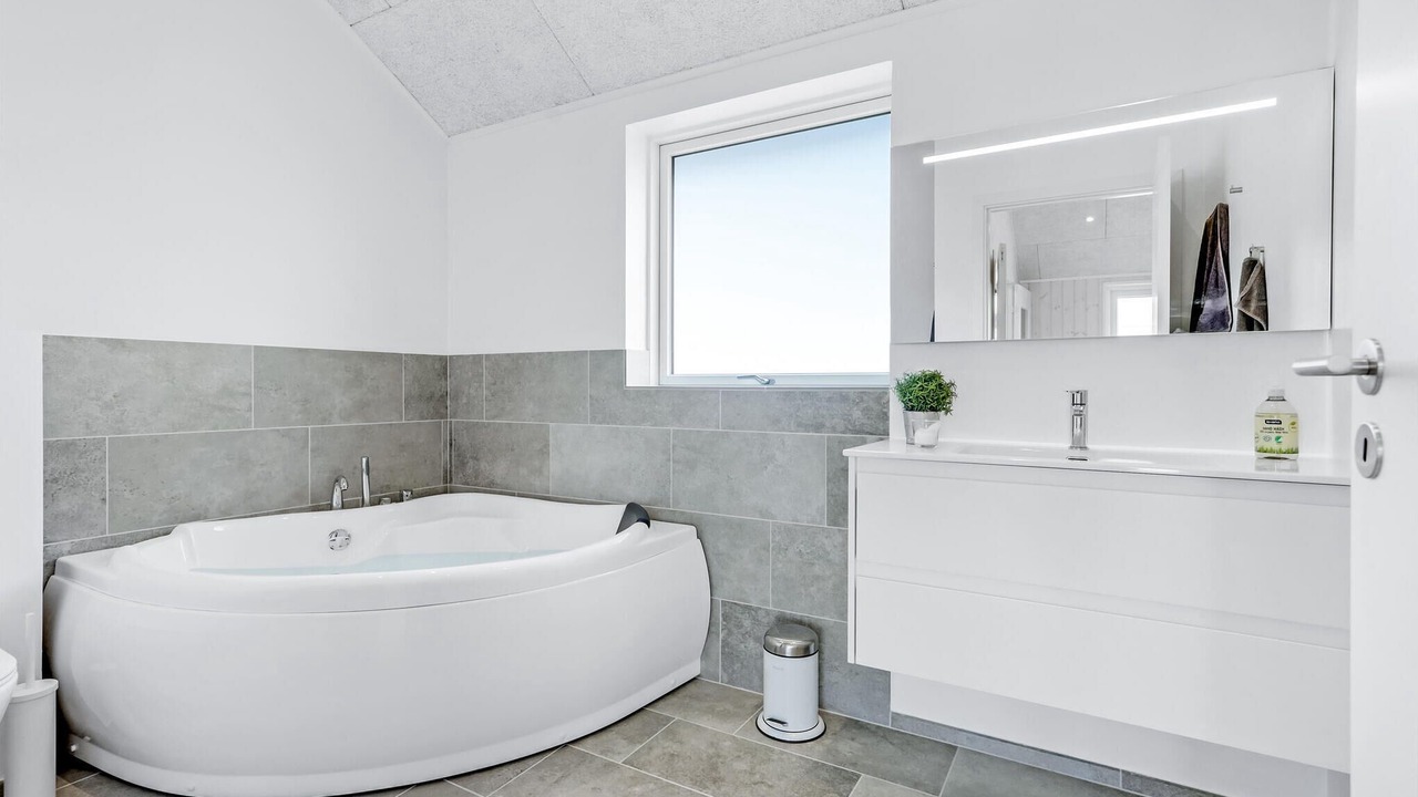 Photo of Bathroom in Odder