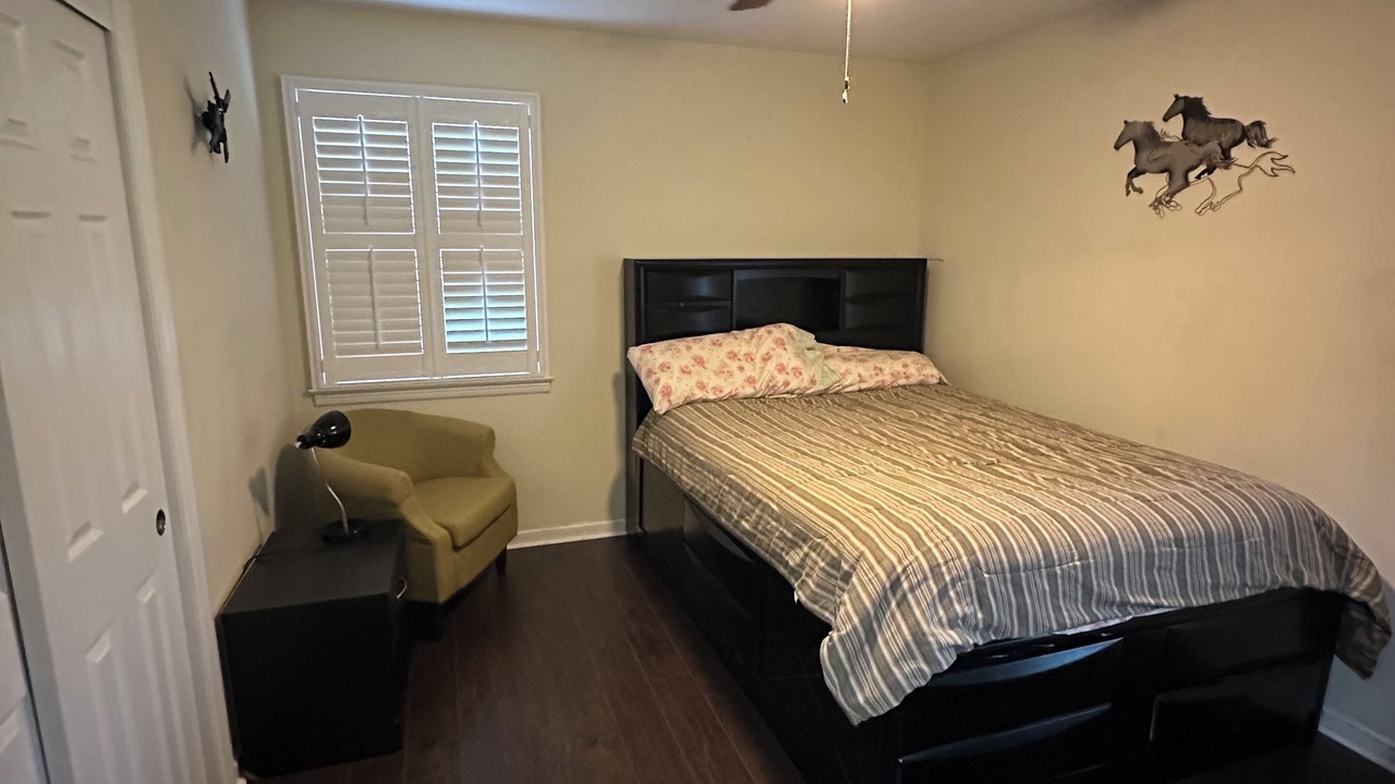 Photo of Bedroom in Savannah