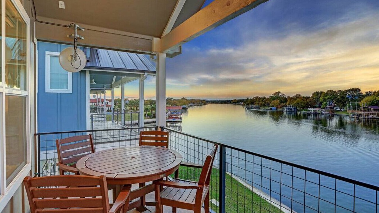 Photo of Outdoor in Kingsland