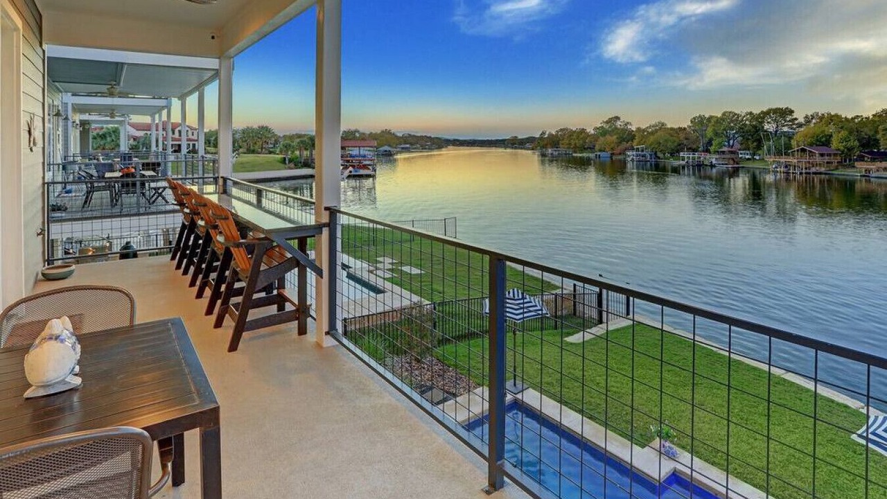 Photo of Outdoor in Kingsland