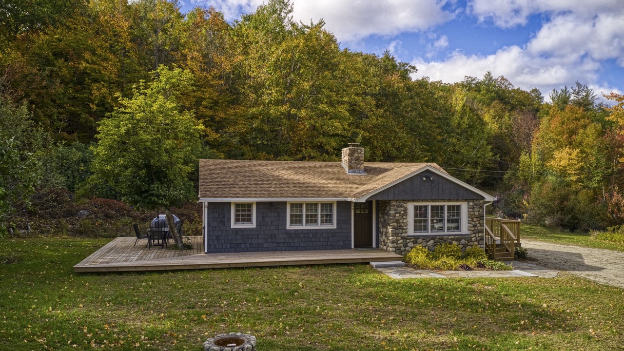 Photo of Outdoor in Sunapee