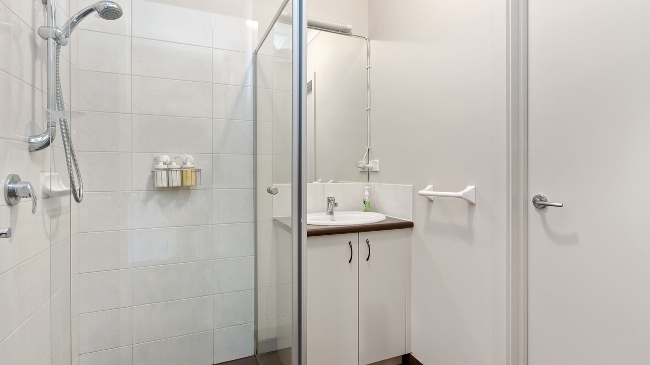 Photo of Bathroom in Apollo Bay