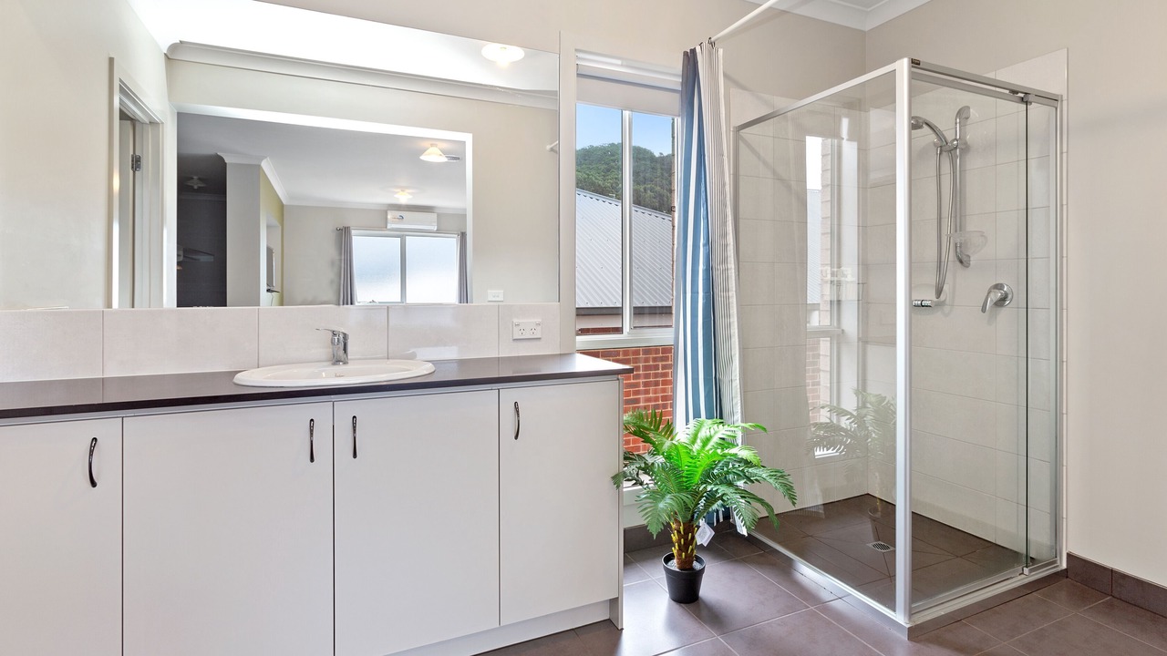 Photo of Bathroom in Apollo Bay
