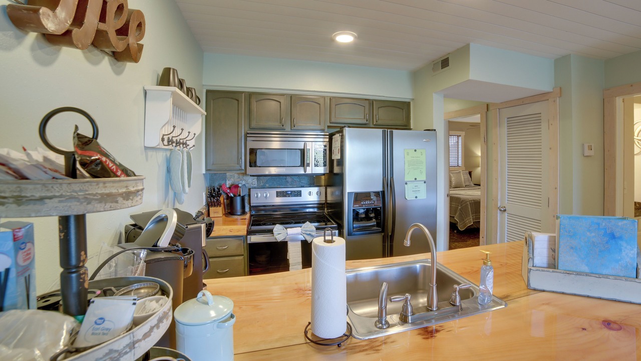 Photo of Others in Notch Estates